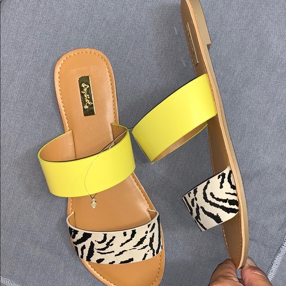 New 🔥 Qupid Sandals Sz 8 - Picture 2 of 3